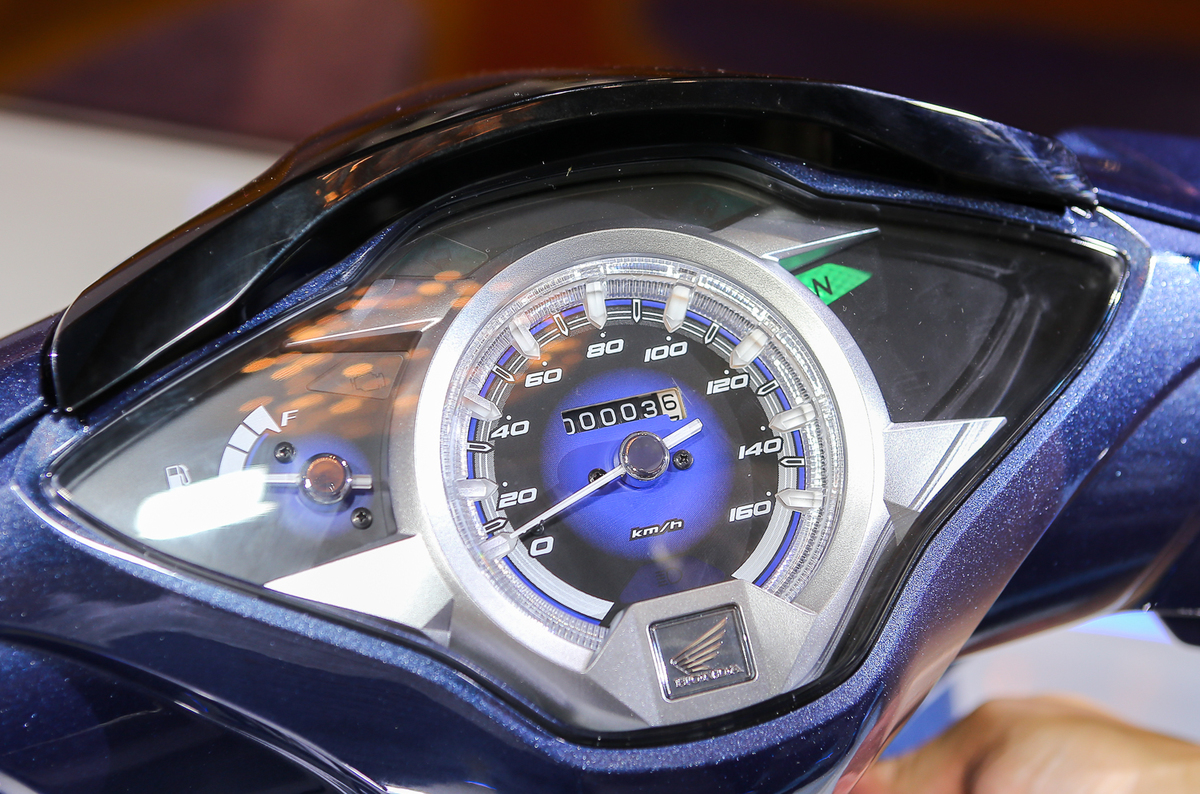 Honda Future 2018 phong cách SH giá từ 30,2 triệu tại Việt Nam