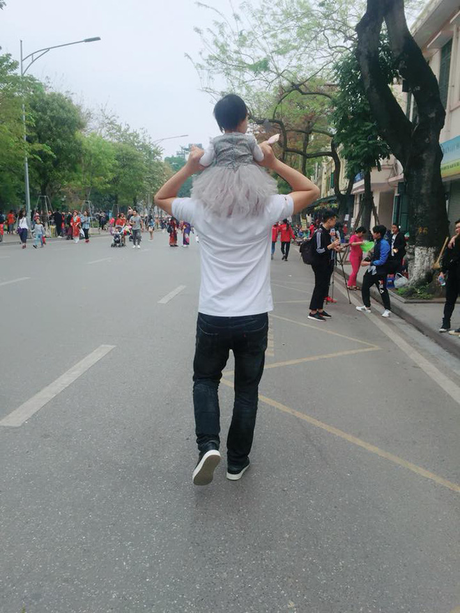 Tâm sự của mẹ có con gái: Từ lúc người tình kiếp trước xuất hiện thì người tình kiếp này bị ra rìa luôn