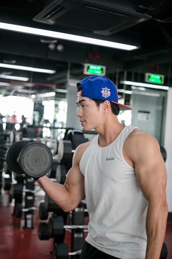 Góc khuất phòng gym qua lời kể huấn luyện viên điển trai Góc khuất phòng gym qua lời kể huấn luyện viên điển trai