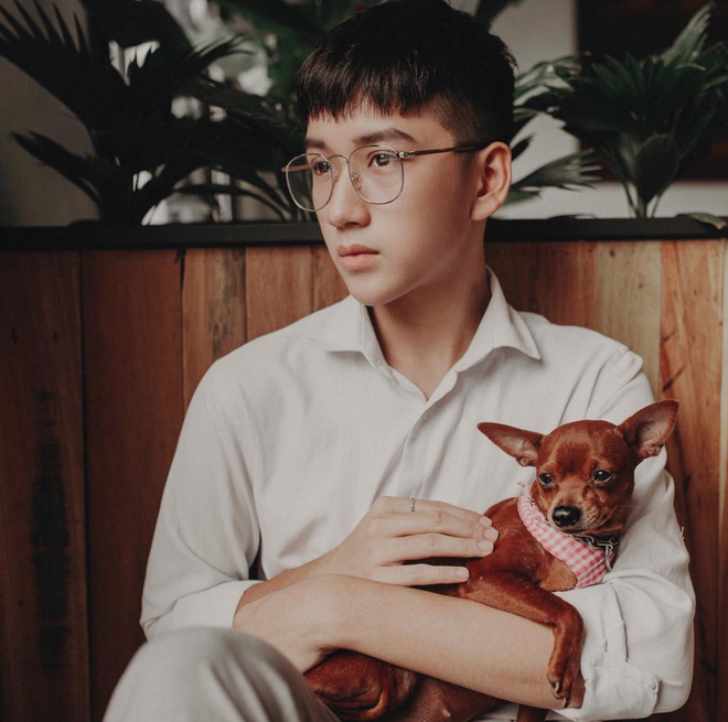 Hot boy mới của Nghệ An sinh năm 2001 đang khiến dân tình lùng sục: Cao 1m72, mặt baby hết ý! Hot boy mới của Nghệ An sinh năm 2001 đang khiến dân tình lùng sục: Cao 1m72, mặt baby hết ý!