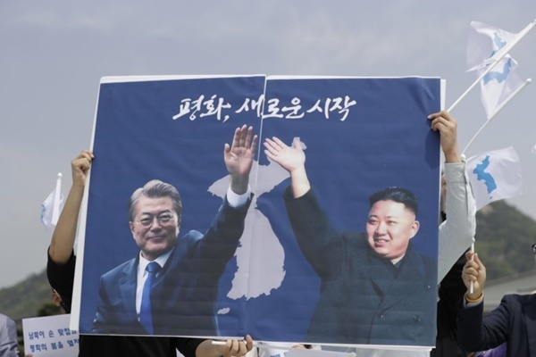 Lãnh đạo Hàn - Triều lần đầu gặp mặt, khẳng định lịch sử mới bắt đầu