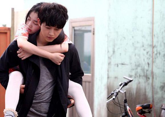 Kết hôn hơn 1 năm mới phát hiện mối quan hệ chẳng ngờ giữa chồng và chị dâu