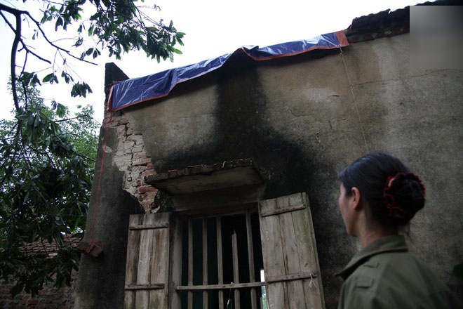 Người mẹ trẻ bị sét đánh tử vong: Con trai 45 ngày tuổi liên tục mớm miệng tìm sữa mẹ