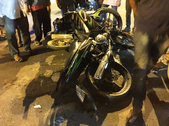 Xe máy chạy nhanh tông người qua đường tử vong tại chỗ