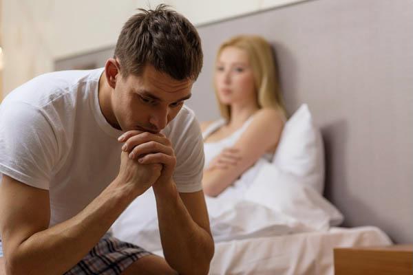 Vợ ngoại tình với hàng xóm là bạn thân của tôi Vợ ngoại tình với hàng xóm là bạn thân của tôi