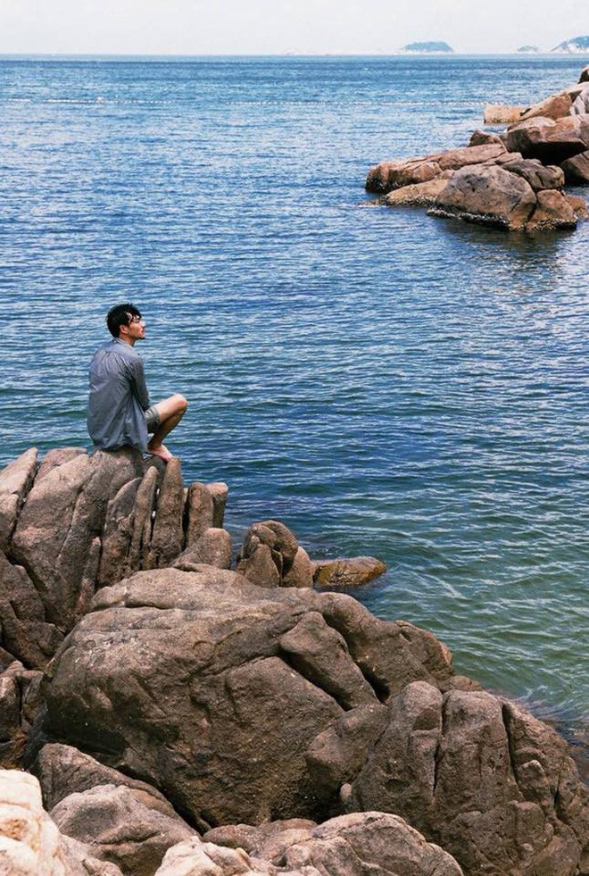 Chàng trai HongKong với bộ ảnh phim khiến ai xem xong cũng uống nhầm 1 ánh mắt, cơn say theo cả đời Chàng trai HongKong với bộ ảnh phim khiến ai xem xong cũng uống nhầm 1 ánh mắt, cơn say theo cả đời