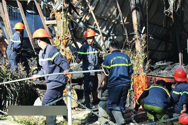 Cháy quán cà phê ở Đà Lạt, nhiều xe cổ quý hiếm bị thiêu rụi