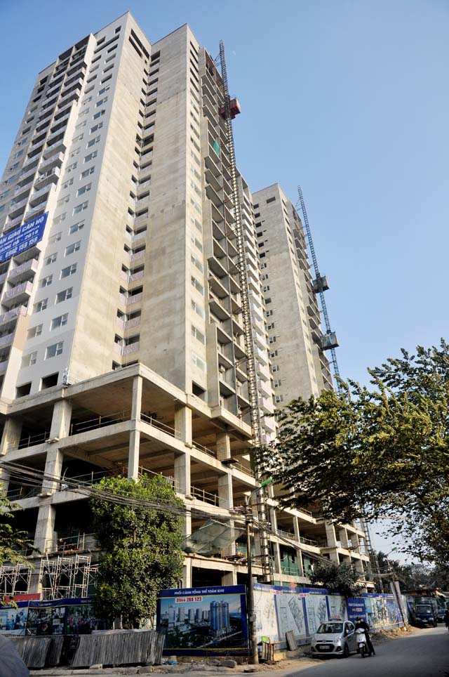 Hà Nội chưa thoát khỏi vòng luẩn quẩn nhồi chung cư vào nội thành?