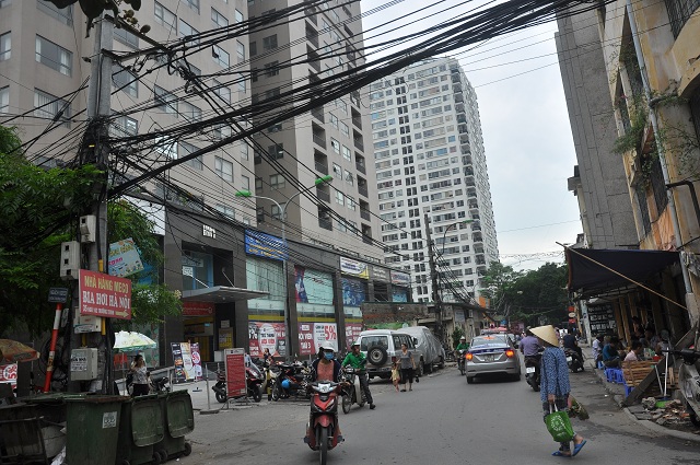 Hà Nội chưa thoát khỏi vòng luẩn quẩn nhồi chung cư vào nội thành?