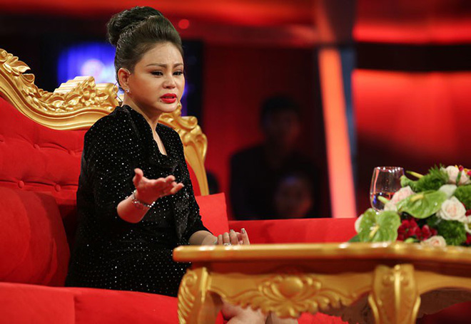 Từ khi nào bệnh viện lại trở thành nơi lánh nạn của sao Việt sau mỗi lần đối mặt với scandal tình ái thế này?