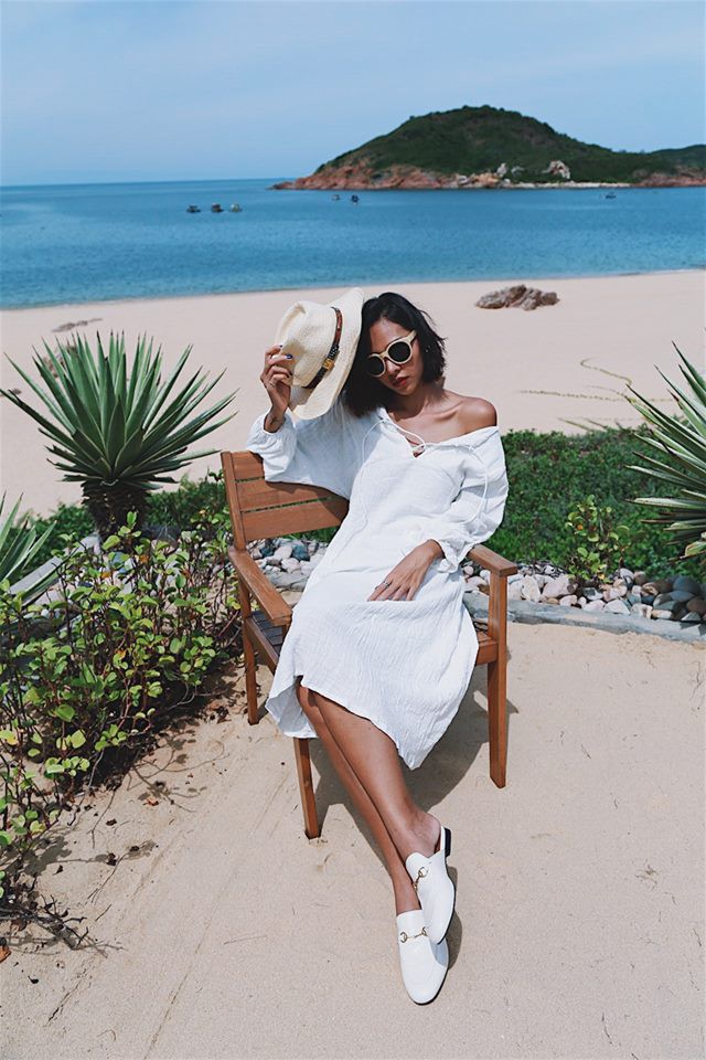 Ngắm street style du lịch đẹp quên lối về của sao Việt để tìm ý tưởng diện đồ cho chuyến du lịch cuối tuần