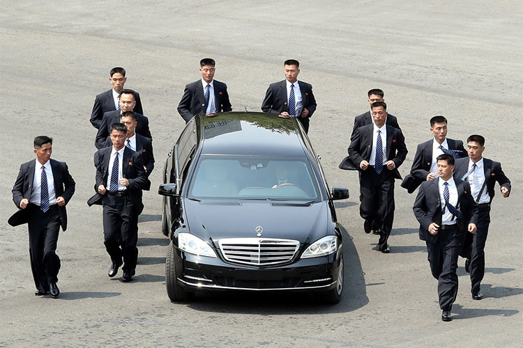Siêu xe chống đạn giá 36 tỷ đồng của ông Kim Jong-un có gì đặc biệt?