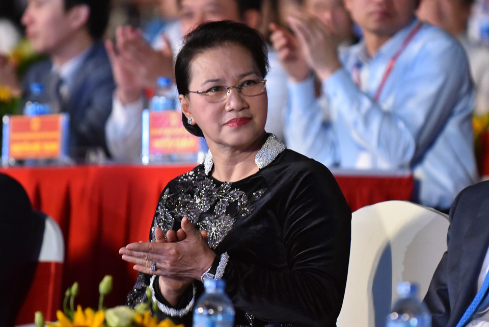 Đêm hội Carnaval Hạ Long tràn ngập màu sắc