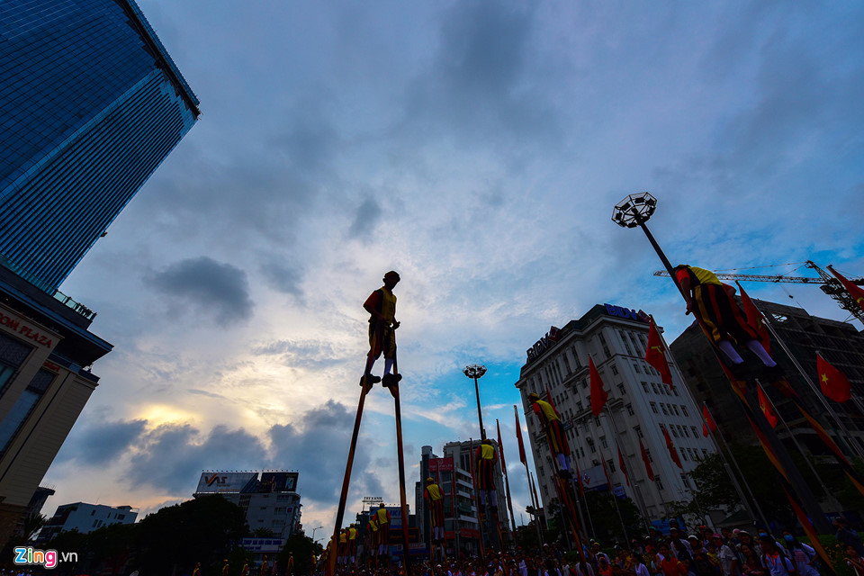 Lễ hội đường phố đặc sắc tại Festival Huế