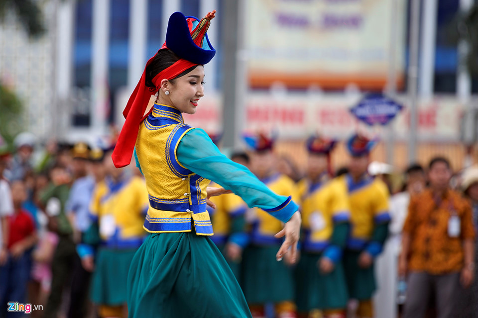 Lễ hội đường phố đặc sắc tại Festival Huế