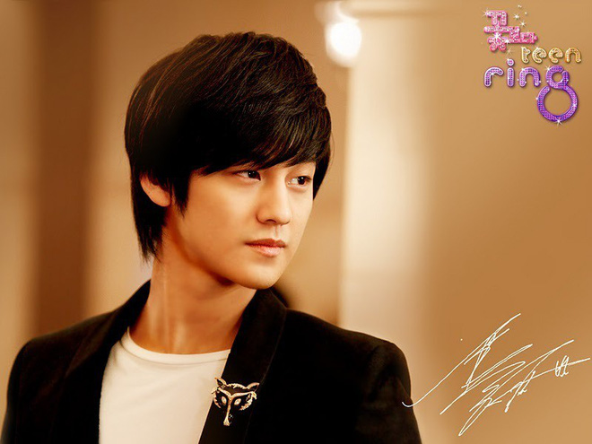 Chàng Gốm: Kim Bum: Có tài, có sắc vẫn mãi loay hoay tìm danh vọng và chuyện tình gây tranh cãi với 2 mỹ nhân Chàng Gốm: Kim Bum: Có tài, có sắc vẫn mãi loay hoay tìm danh vọng và chuyện tình gây tranh cãi với 2 mỹ nhân