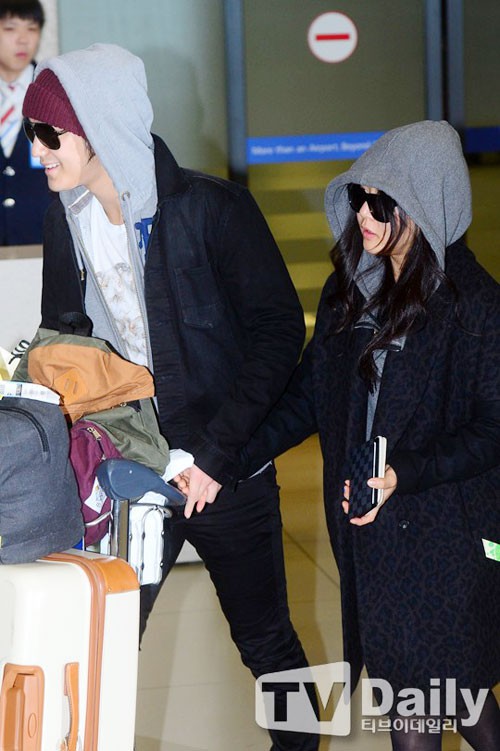 Chàng Gốm: Kim Bum: Có tài, có sắc vẫn mãi loay hoay tìm danh vọng và chuyện tình gây tranh cãi với 2 mỹ nhân Chàng Gốm: Kim Bum: Có tài, có sắc vẫn mãi loay hoay tìm danh vọng và chuyện tình gây tranh cãi với 2 mỹ nhân