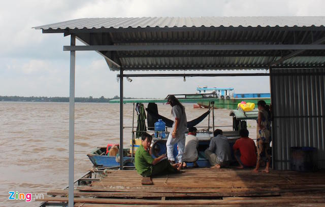 Cô lái đò mất tích bí ẩn khi đưa khách du lịch trên sông Tiền