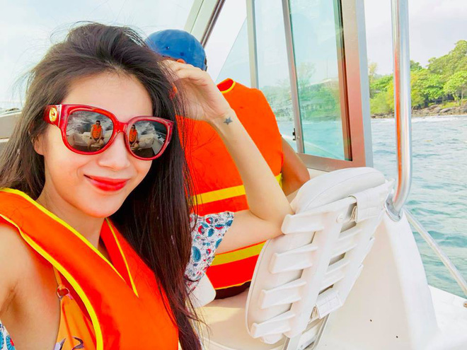 Vợ chồng Công Vinh - Thủy Tiên trốn con đi hẹn hò Vợ chồng Công Vinh - Thủy Tiên trốn con đi hẹn hò