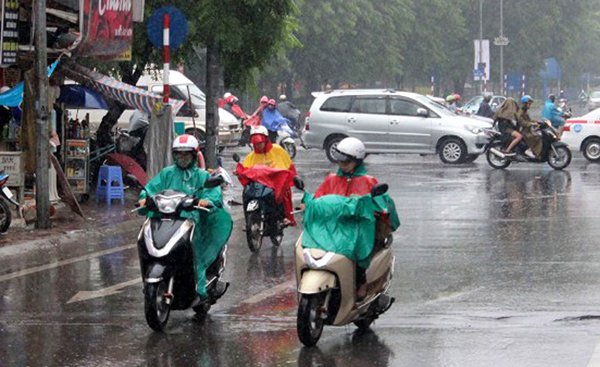 Dự báo thời tiết 24/4: Tụt 5 độ, miền Bắc mưa to