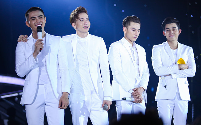 Jun Phạm: Mọi người luôn muốn tôi và Isaac là một đôi