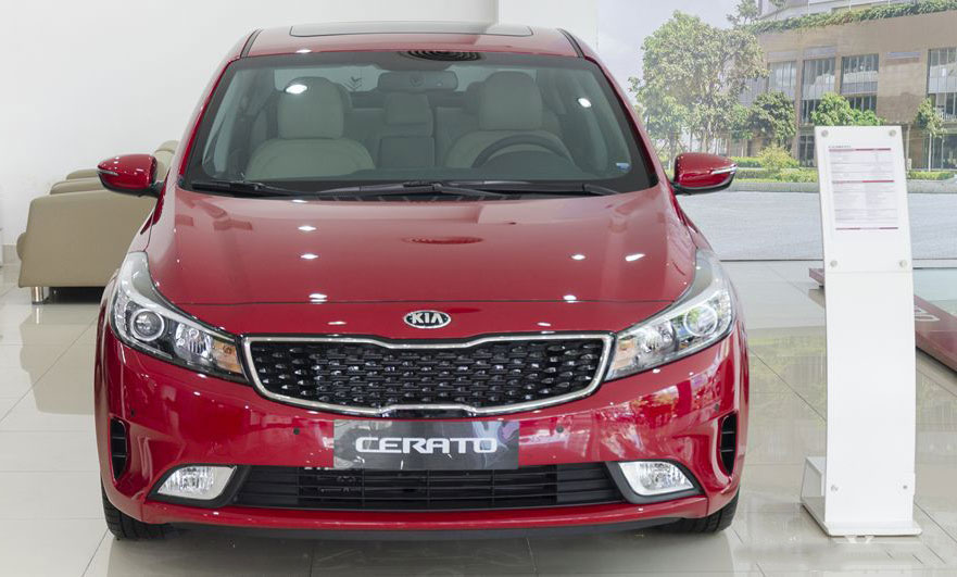 Ngay đầu tháng 5, ô tô đồng loạt tăng giá bán