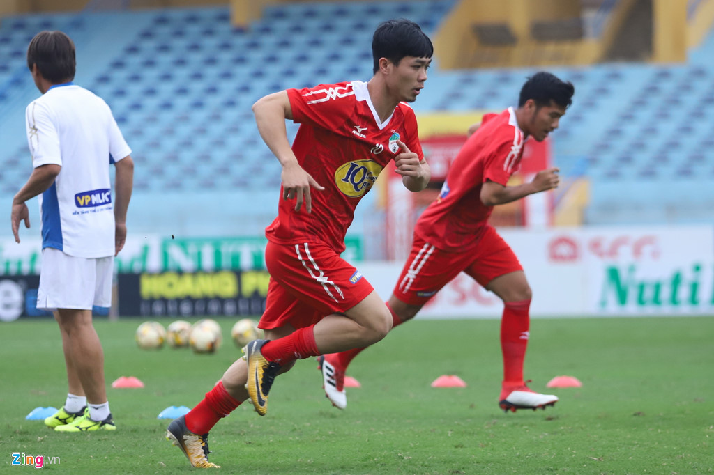 Xuân Trường, Văn Đức và những ngôi sao U23 đang rực sáng ở V.League