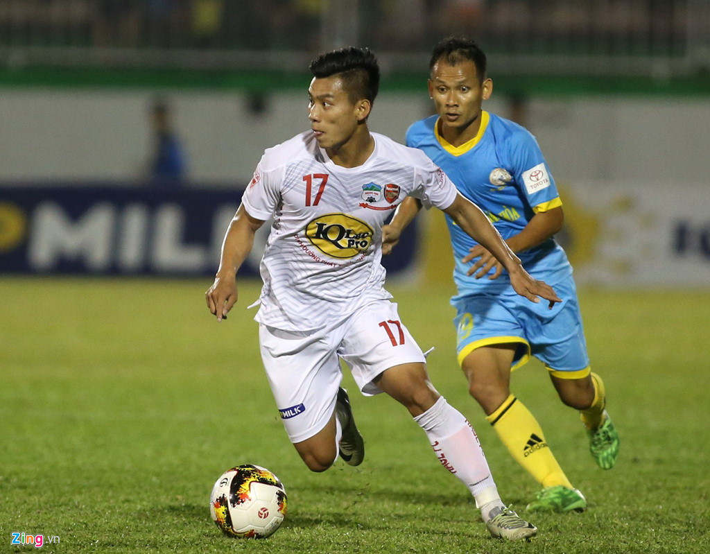 Xuân Trường, Văn Đức và những ngôi sao U23 đang rực sáng ở V.League