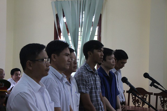 Sau 8 ngày xét xử, tòa bất ngờ trả hồ sơ vụ thiệt hại 304 tỉ đồng tại Agribank Cần Thơ