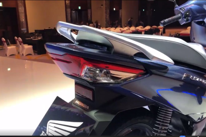 2018 Honda Future Fi 125 sẽ khiến Honda Vision hết sốt?