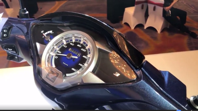 2018 Honda Future Fi 125 sẽ khiến Honda Vision hết sốt?