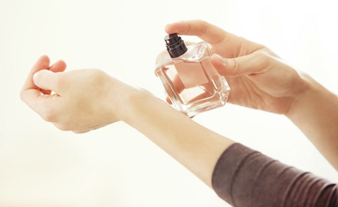 9 mẹo làm đẹp vừa dễ nhớ vừa dễ làm sẽ cứu nguy cho chị em trong những trường hợp khẩn cấp