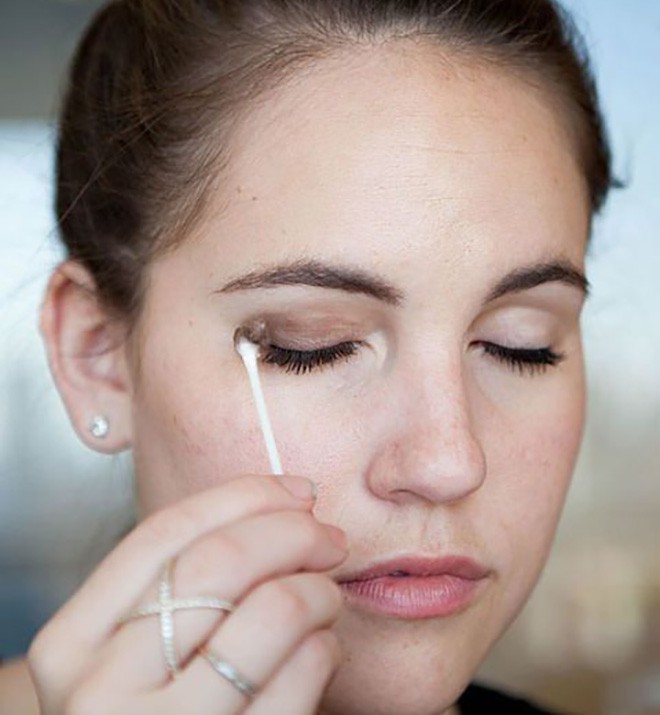 9 mẹo làm đẹp vừa dễ nhớ vừa dễ làm sẽ cứu nguy cho chị em trong những trường hợp khẩn cấp