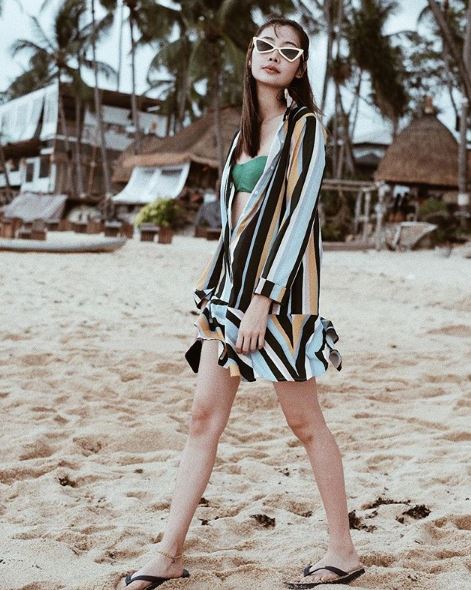 Bí kíp phối đồ đi biển đẳng cấp cho chị em đảm bảo lên hình check in đẹp long lanh