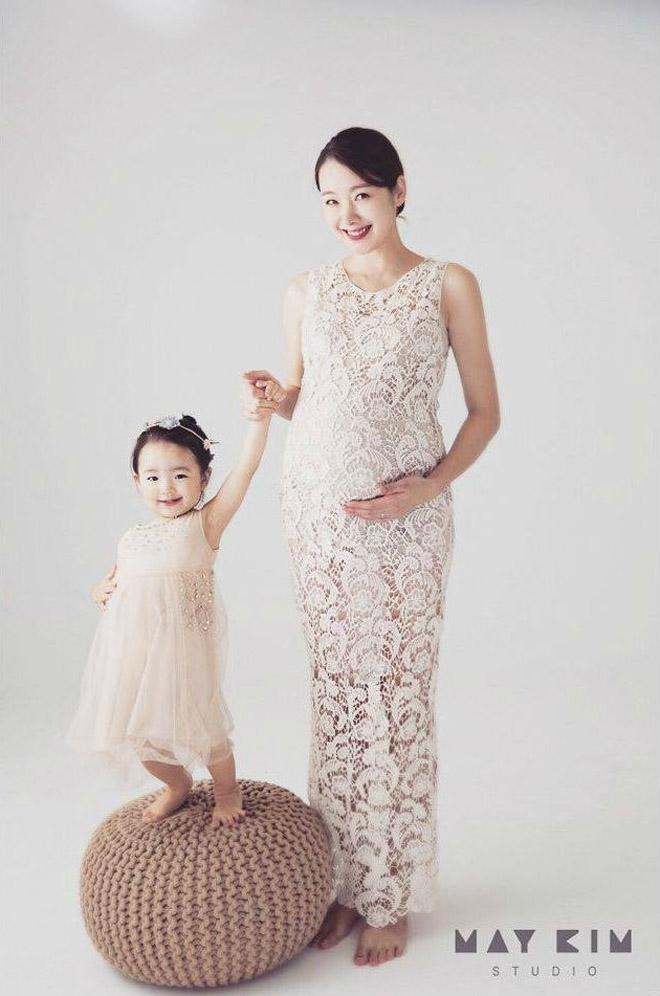 Hạnh phúc của những cặp đôi xứ Hàn khởi nguồn từ tình bạn chứng minh chân tình là có thật Hạnh phúc của những cặp đôi xứ Hàn khởi nguồn từ tình bạn chứng minh chân tình là có thật