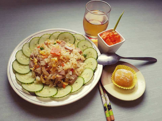 Chăm vợ bầu, chồng trổ tài nấu ăn đỉnh cao như MasterChef - vợ đẻ rồi vẫn đam mê vào bếp Chăm vợ bầu, chồng trổ tài nấu ăn đỉnh cao như MasterChef - vợ đẻ rồi vẫn đam mê vào bếp