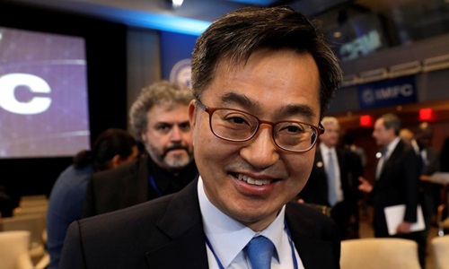 Hàn Quốc xem xét đầu tư các dự án kinh tế liên Triều