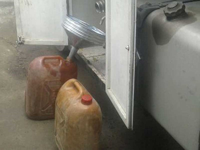 Hai tháng theo dấu nhóm trộm xăng ở Nhà Bè