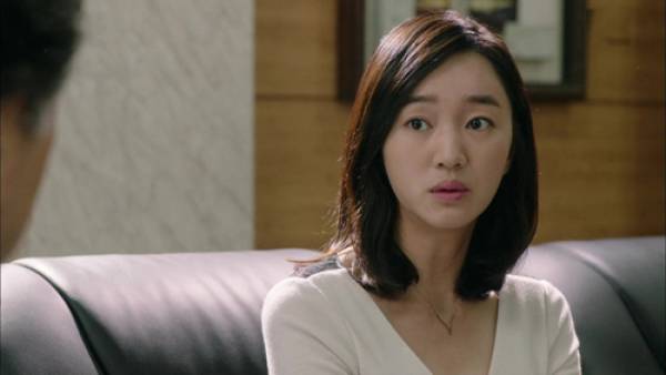 Từng ngủ với 7 người đàn ông, tôi có nên để mặc chồng ngoại tình