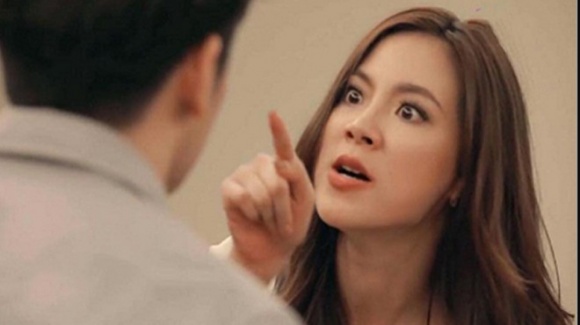 Nói thì chẳng ai tin, nhưng tôi thật sự khổ tâm khi may mắn lấy được cô vợ quá đảm, việc gì cũng vơ vào người