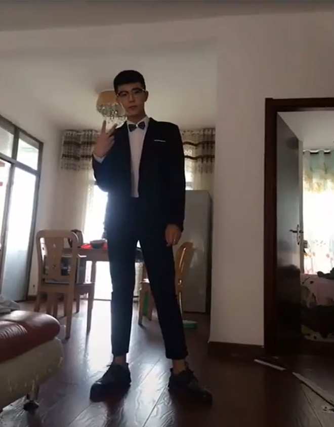 Chuyện nào có ai ngờ: Những cậu bạn chúng ta cùng xua đuổi năm ấy lại là soái ca ngời ngời hôm nay! Chuyện nào có ai ngờ: Những cậu bạn chúng ta cùng xua đuổi năm ấy lại là soái ca ngời ngời hôm nay!