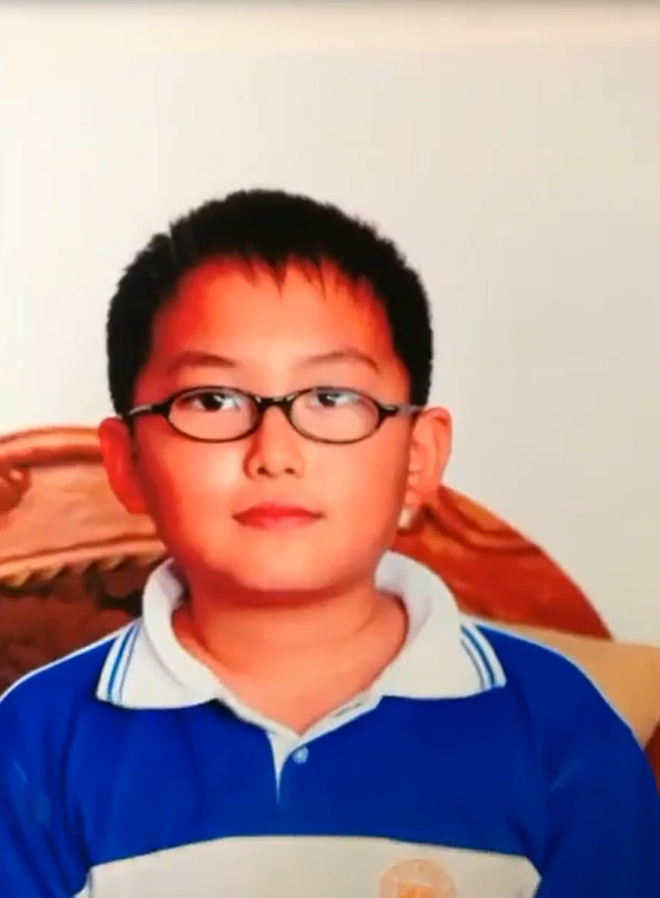 Chuyện nào có ai ngờ: Những cậu bạn chúng ta cùng xua đuổi năm ấy lại là soái ca ngời ngời hôm nay! Chuyện nào có ai ngờ: Những cậu bạn chúng ta cùng xua đuổi năm ấy lại là soái ca ngời ngời hôm nay!