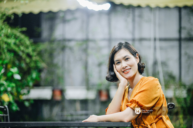 Cận cảnh nhan sắc của Nguyệt trong Phía trước là bầu trời: U40 nhưng vẫn rất xinh đẹp và thu hút! Cận cảnh nhan sắc của Nguyệt trong Phía trước là bầu trời: U40 nhưng vẫn rất xinh đẹp và thu hút!