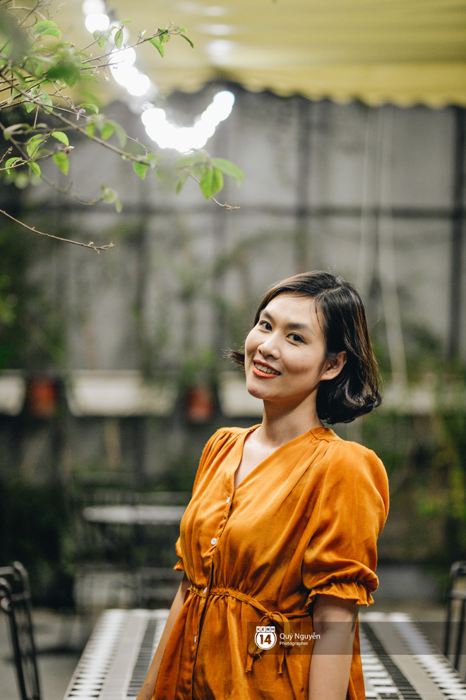 Cận cảnh nhan sắc của Nguyệt trong Phía trước là bầu trời: U40 nhưng vẫn rất xinh đẹp và thu hút! Cận cảnh nhan sắc của Nguyệt trong Phía trước là bầu trời: U40 nhưng vẫn rất xinh đẹp và thu hút!
