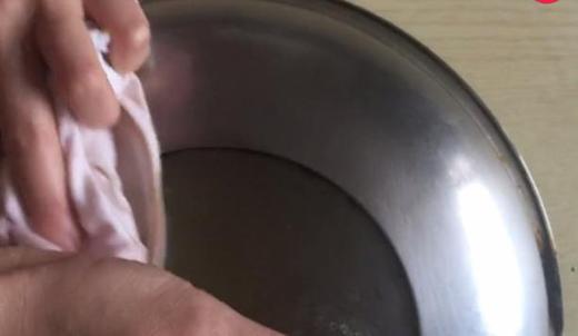Trộn kem đánh răng với baking soda, được thứ dung dịch vạn năng bà nội trợ nào cũng muốn có Trộn kem đánh răng với baking soda, được thứ dung dịch vạn năng bà nội trợ nào cũng muốn có