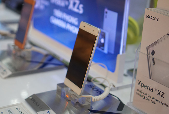 Thị trường di động VN: Đâu rồi HTC, Sony?