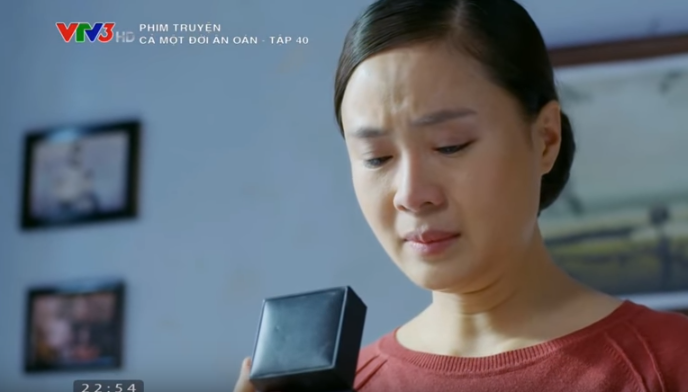 Cả một đời ân oán tập 40: Buông lời lạnh lùng với Đăng nhưng Dung lại không ngừng khóc khi nhớ về quá khứ Cả một đời ân oán tập 40: Buông lời lạnh lùng với Đăng nhưng Dung lại không ngừng khóc khi nhớ về quá khứ