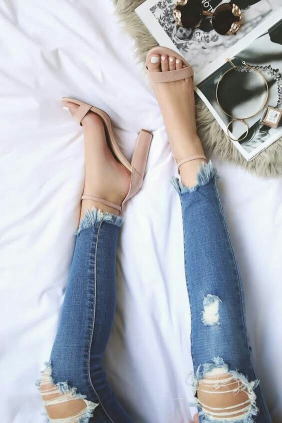 Bí quyết mang giày cao gót không đau chân cho phái đẹp