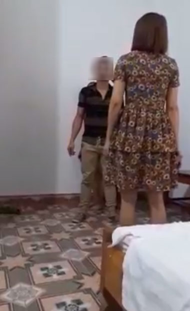 12 năm nuôi chồng, đến khi bắt quả tang ngoại tình vợ vẫn bị lép vế khi chồng ra sức bênh bồ, chửi vợ