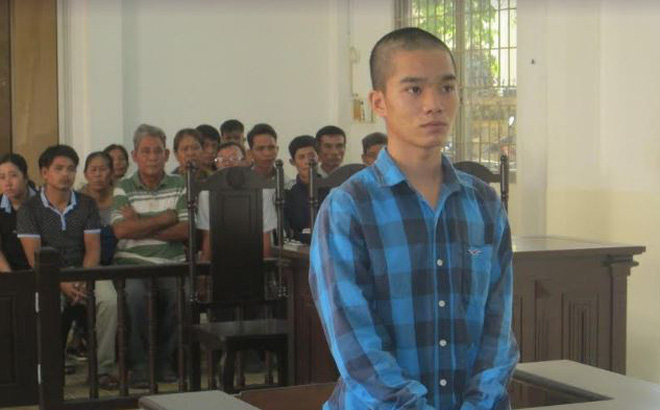 Đâm chết người vì hỗn láo với mẹ của mình